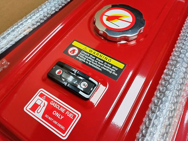 Генератор бензиновий Universal Kraft 9500 (ном 4 КВт, макс 6 кВА)