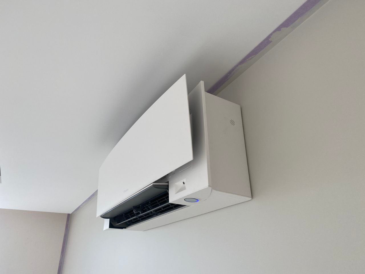 Кондиціонер Daikin EMURA Silver FTXJ20MS/RXJ20M