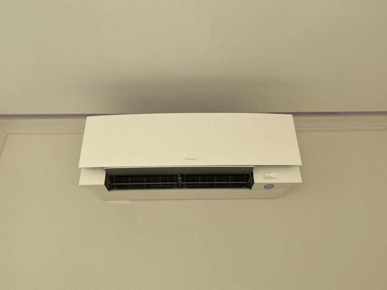 Кондиціонер Daikin EMURA Silver FTXJ25MS/RXJ25M